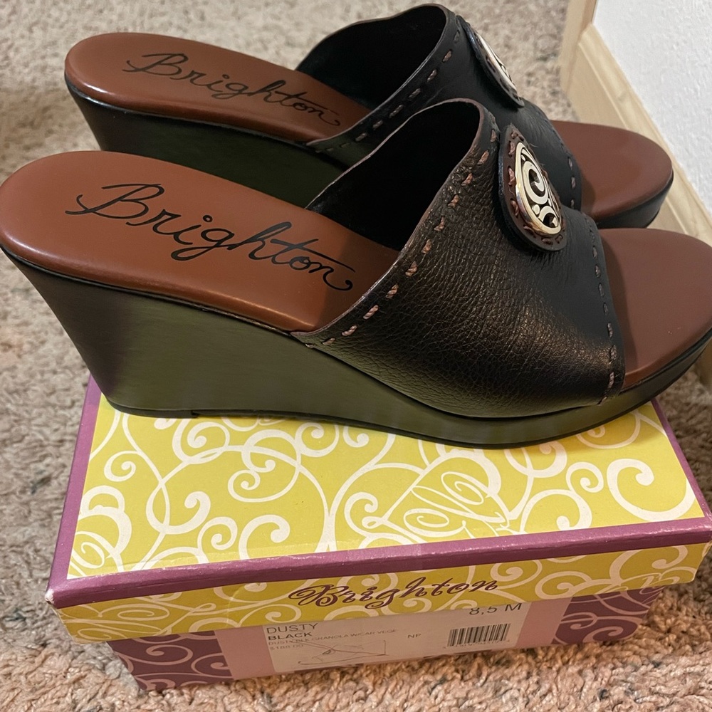 Brighton wedge sandals